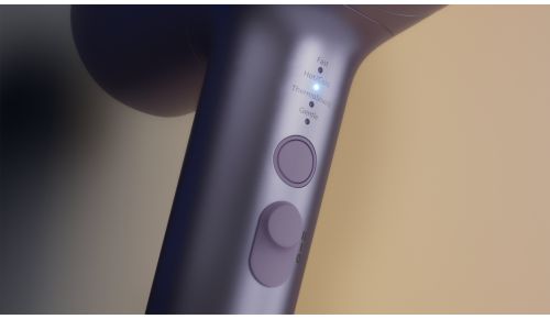 Regulacja temperatury i prędkości nadmuchu dla każdego rodzaju włosów i stylu