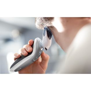 Shaver series 7000 Elektrischer Nass- und Trockenrasierer