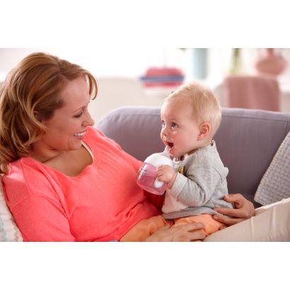 Ease your baby's transition to a drinking cup