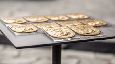 Gouden medailles op tafel