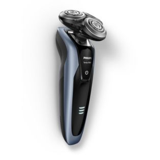 Shaver series 9000 wet & dry electric shaver with SmartClean PLUS
