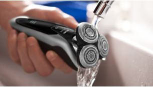 Shaver can be rinsed clean under the tap