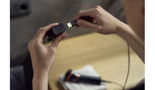 Ricarica USB-A, adattatore non incluso. Confezione priva di plastica.