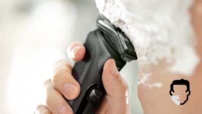 Get a convenient dry shave or a refreshing wet shave
