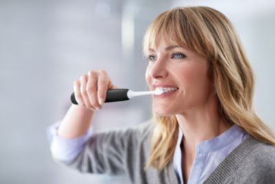 Healthier gums. Gently does it.