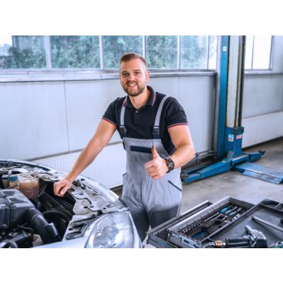 Feature Image - Automotive expert - 11972U60B2X2 Philips H7-LED Ultinon Pro6000 Boost gen2