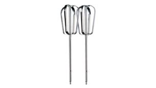 Beaters and dough hooks included