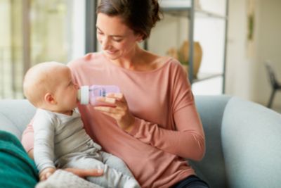 Avent Anti-colic bottle with AirFree vent - thumbnail 6