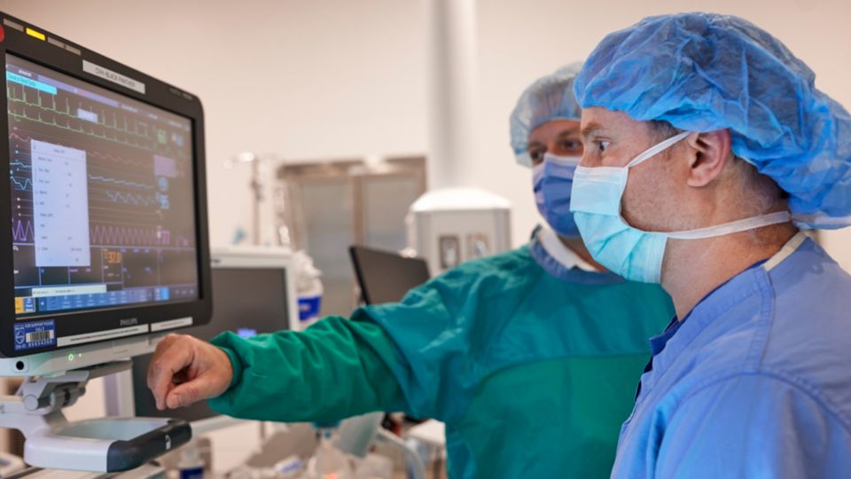 Doctor operating monitor