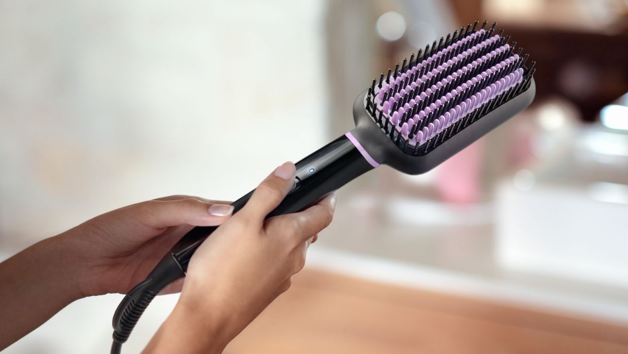 Hair straightener 2025 brush philips price