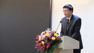 Bác sĩ Tanop Srisuwan chia sẻ kinh nghiệm lâm sàng về chụp cắt lớp vi tính (CT) phổ từ Thái Lan