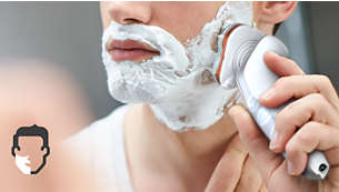 Dzięki uszczelnieniu Aquatec możesz wybrać wygodne golenie na sucho lub odświeżające golenie na mokro