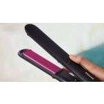 Cabello cuidado, perfectamente sedoso y brillante