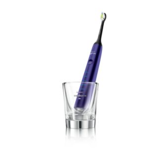 Compare our DiamondClean | Philips Sonicare