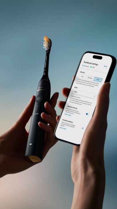 Philips Sonicare 9900 Prestige disposée sur un plan de travail