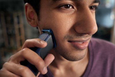 SkinProtect comb for a skin-friendly trim