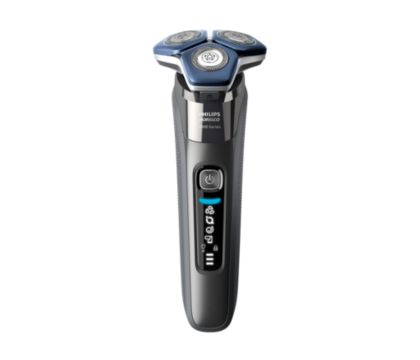  Philips Norelco Series 7000 Shaver S7740 (Unboxed) Wet
