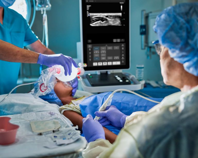 Philips Flash Ultrasound System 5100 Point of Care delivers confidence at the speed of life 