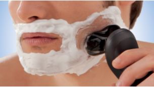 使用剃须泡沫可带来加倍呵护肌肤