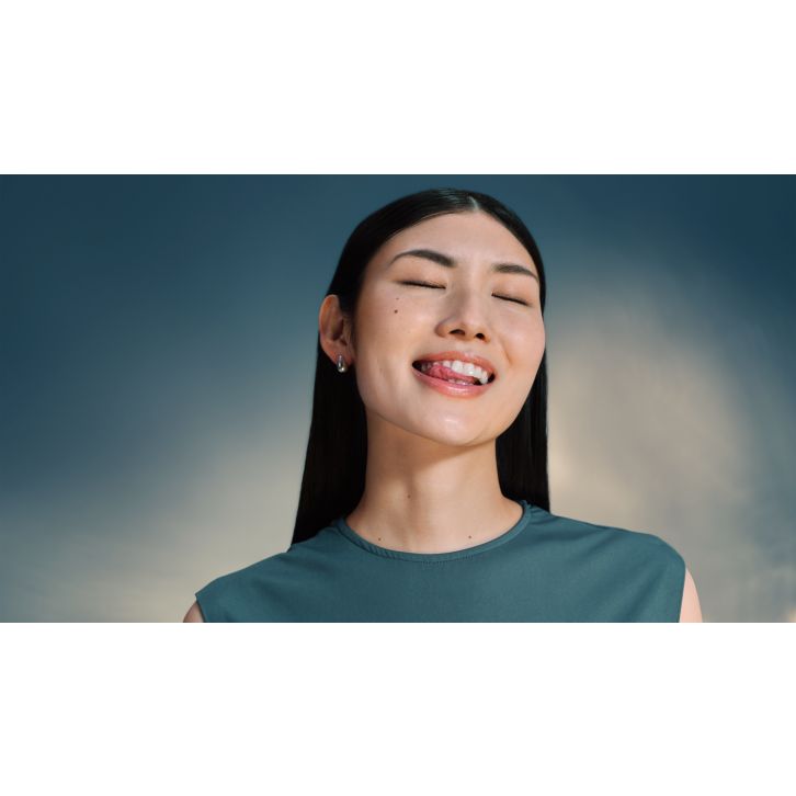 Advanced care for whiter teeth