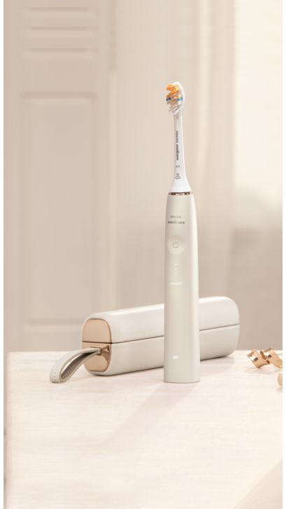 Philips Sonicare 9900 Prestige de pie sobre una superficie