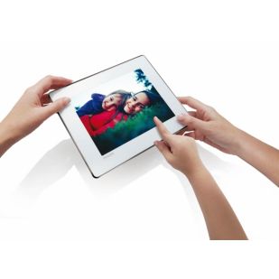 SPH8208 Digital PhotoFrame with battery