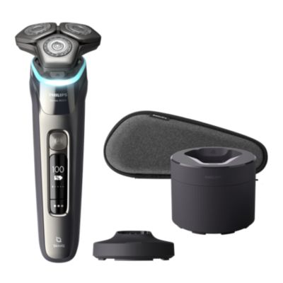 Shaver series 9000 搭载SkinIQ 技术的干湿两用电动剃须刀S9936/55