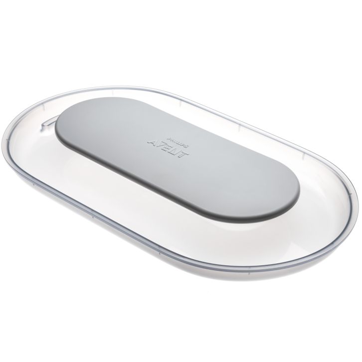 Covers the steriliser basket