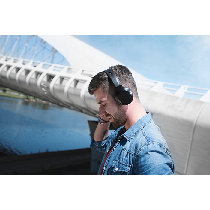 Wireless On Ear Headphone with mic SHB3075BK/00 | Philips Wireless On Ear Headphone with mic SHB3075BK/00 | Philips