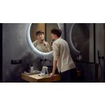 더 강화된 위생*과 피부보호** / Shaving UV Cube와 함께하세요
