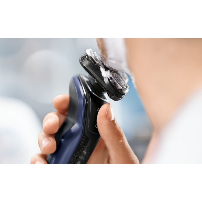 Shaver series 5000 ウェット＆ドライ電気シェーバー S5252/12 | Philips