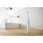 Clinically proven to provide superior cleaning *