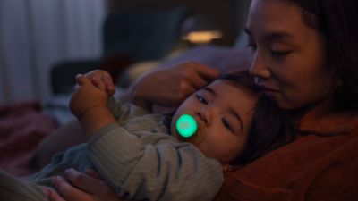 Avent Pacifier ultra soft day and night - thumbnail 3