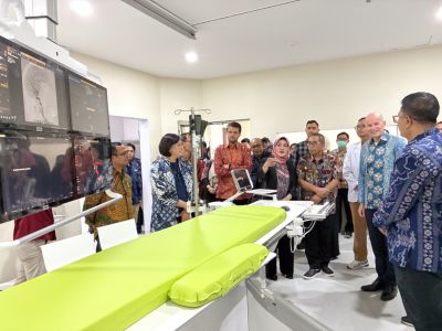 Officials and Philips team touring the newly installed Cath Lab at RSUD Kediri