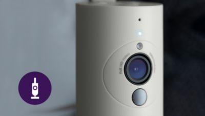 רואים כל פיתול, שומעים כל צחוק ושיעול