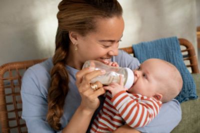 Avent Glass Natural Response Baby Bottle - thumbnail 8