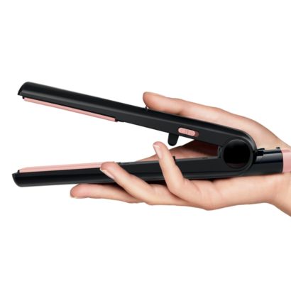 Potovalni komplet za popolno pričesko na dopustu.