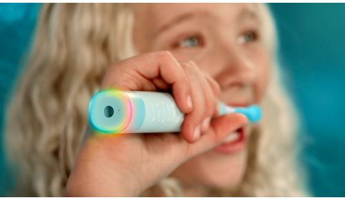 Light and sound guide your child's brushing