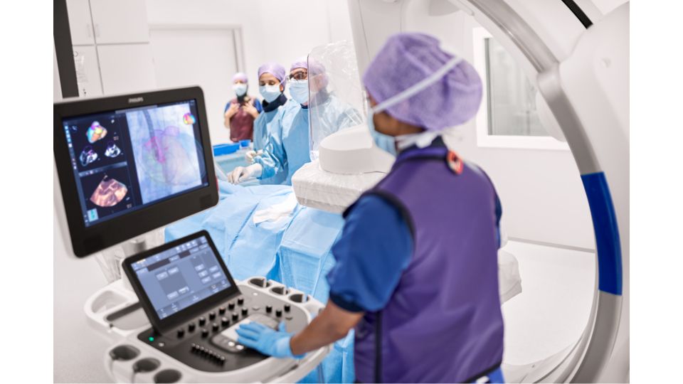 Azurion FlexVision Pro with touch screen module pro