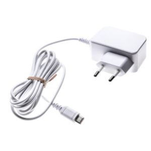 Charge your baby video monitor from a mains outlet