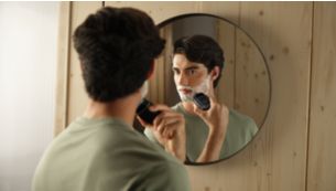 A convenient dry or refreshing wet shave