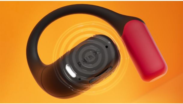 Customizable on-ear touch controls