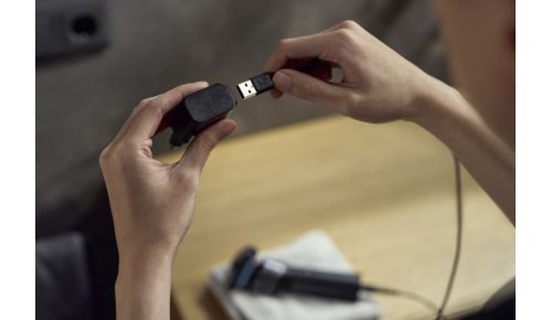 Ricarica USB-A, adattatore non incluso. Confezione priva di plastica.