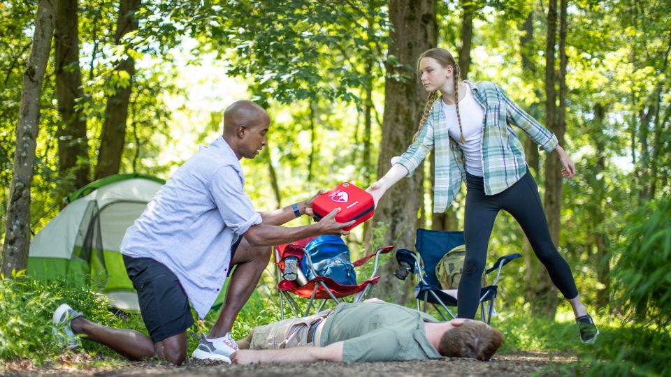 Man Shocks Himself With Defibrillator for Fun