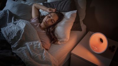 A respiração guiada por luz ajuda-o a relaxar para dormir