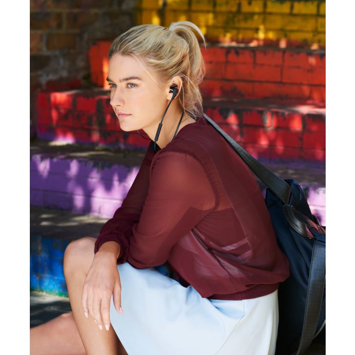 WIRELESS in-ear, NFC easy pairing