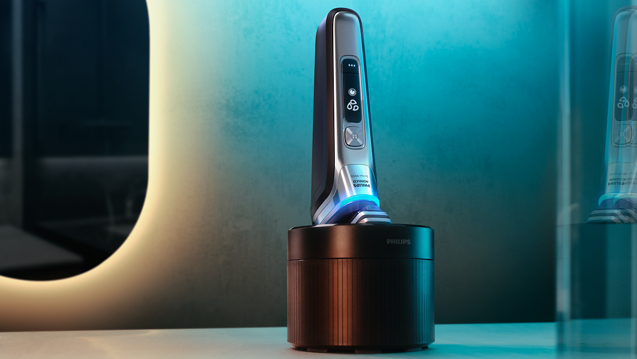 Philips Norelco Shaver Series 9000 Wet & Dry Electric Shaver Philips Norelco Shaver Series 9000 Wet & Dry Electric Shaver