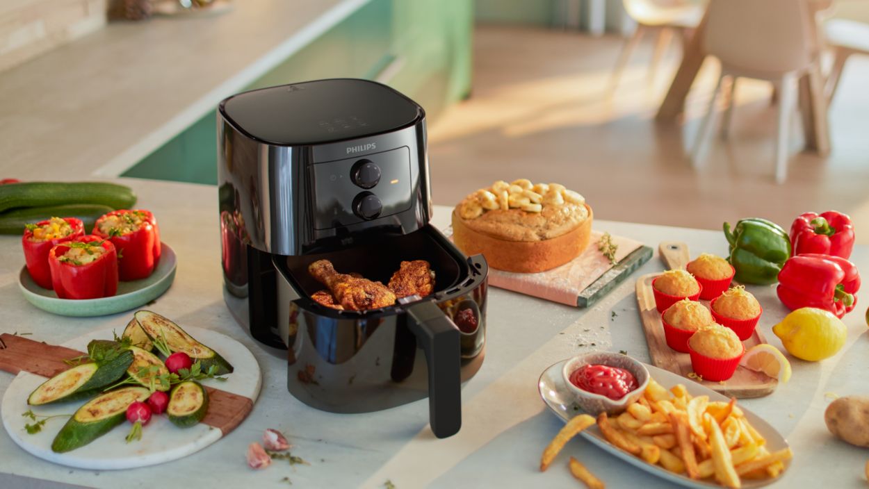 NEW MODEL ] PHILIPS 3000 Series Compact Air Fryer HD9100 (HD9100/20)  Airfryer - Rapid Air Technology, Easy to Clean Pot