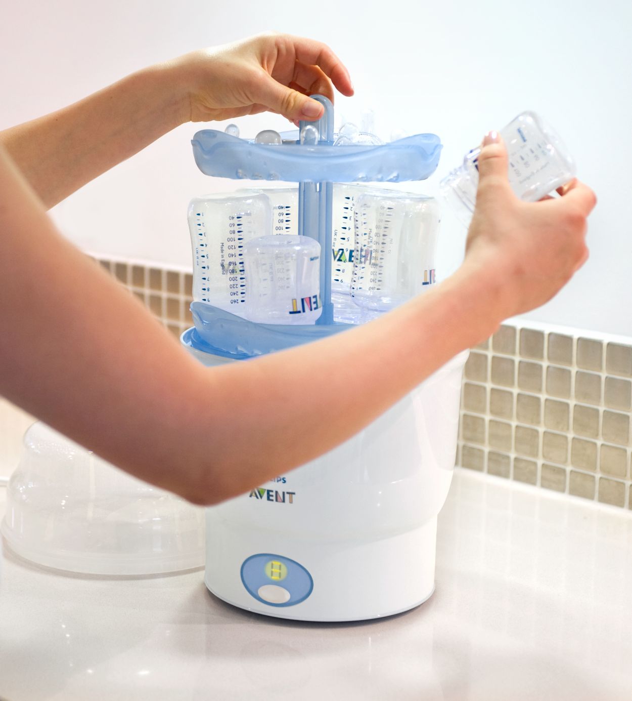 Hij Pak om te zetten Riskeren iQ24 Electronic steam sterilizer SCF276/37 | Avent