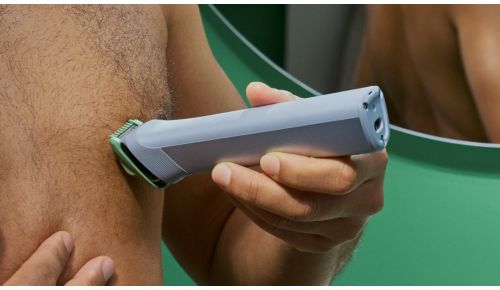 Rifinisci i peli del corpo in modo efficiente.